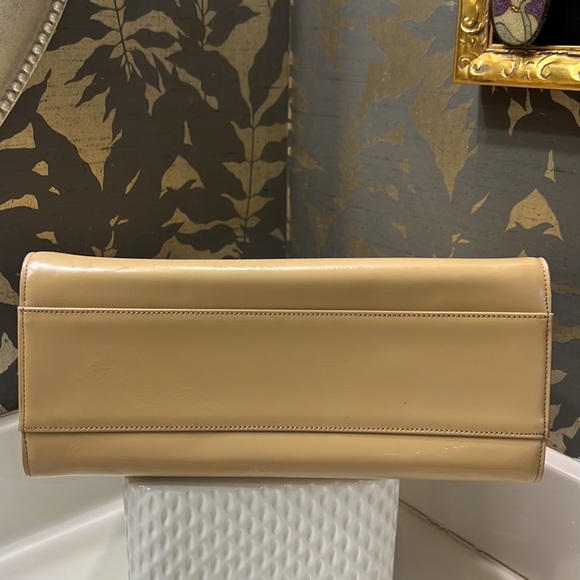 Beige handbag - Picture 3 of 8